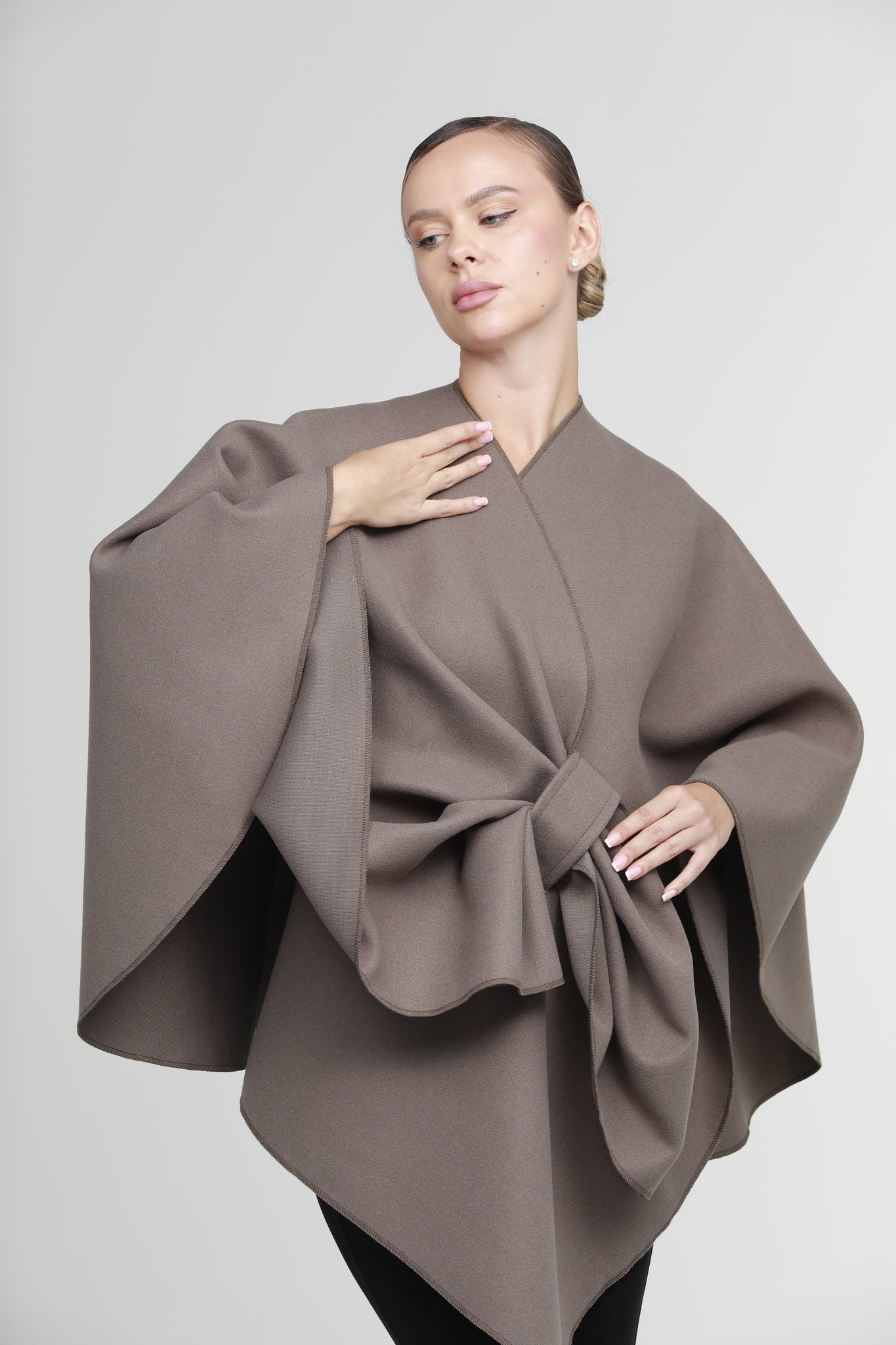 Poncho  Elora