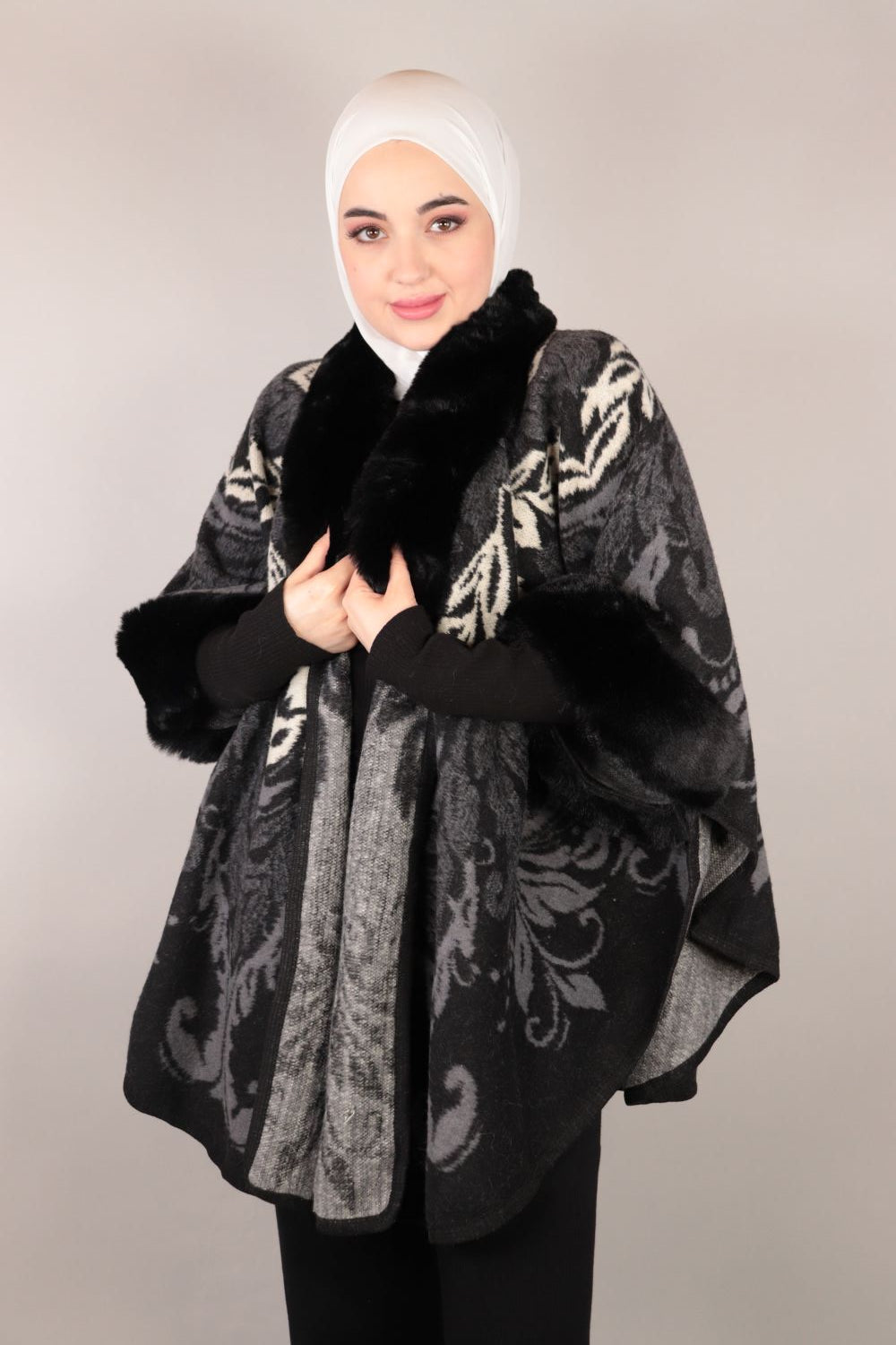 Soft Fur Open Poncho Voile Fashion