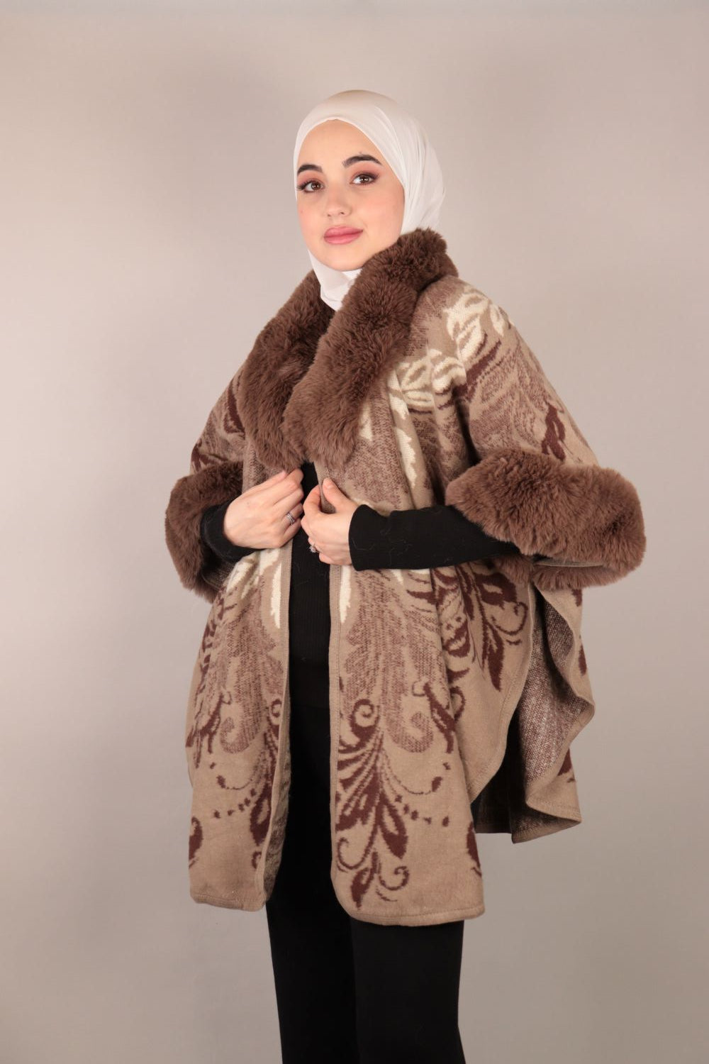 Soft Fur Open Poncho Voile Fashion