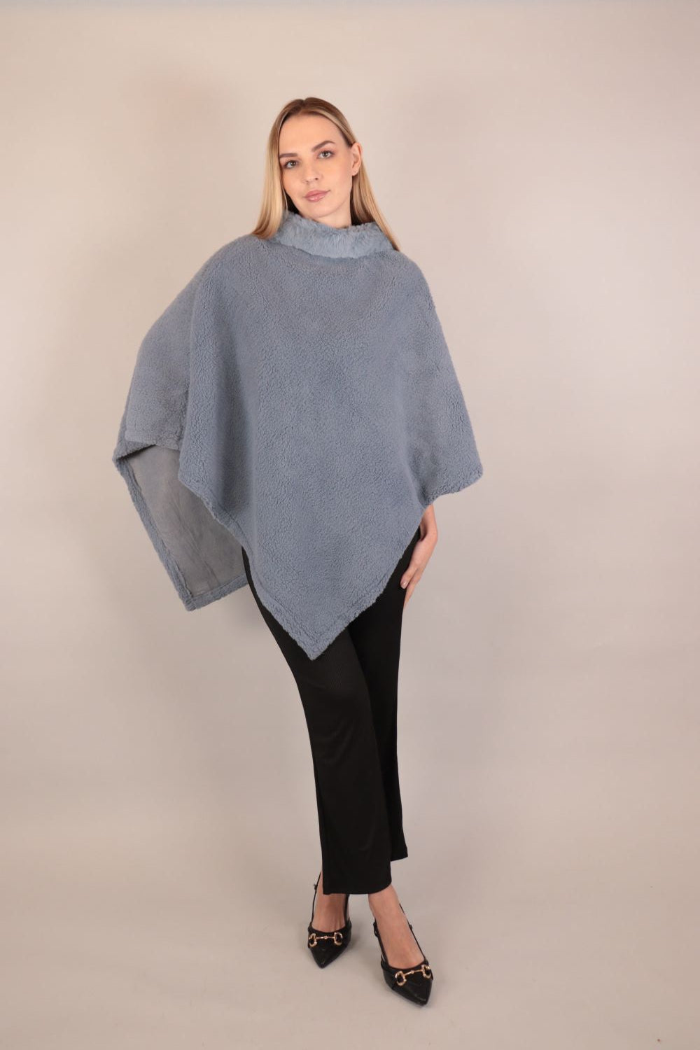 Soft Fur Woolen Poncho Voile Fashion