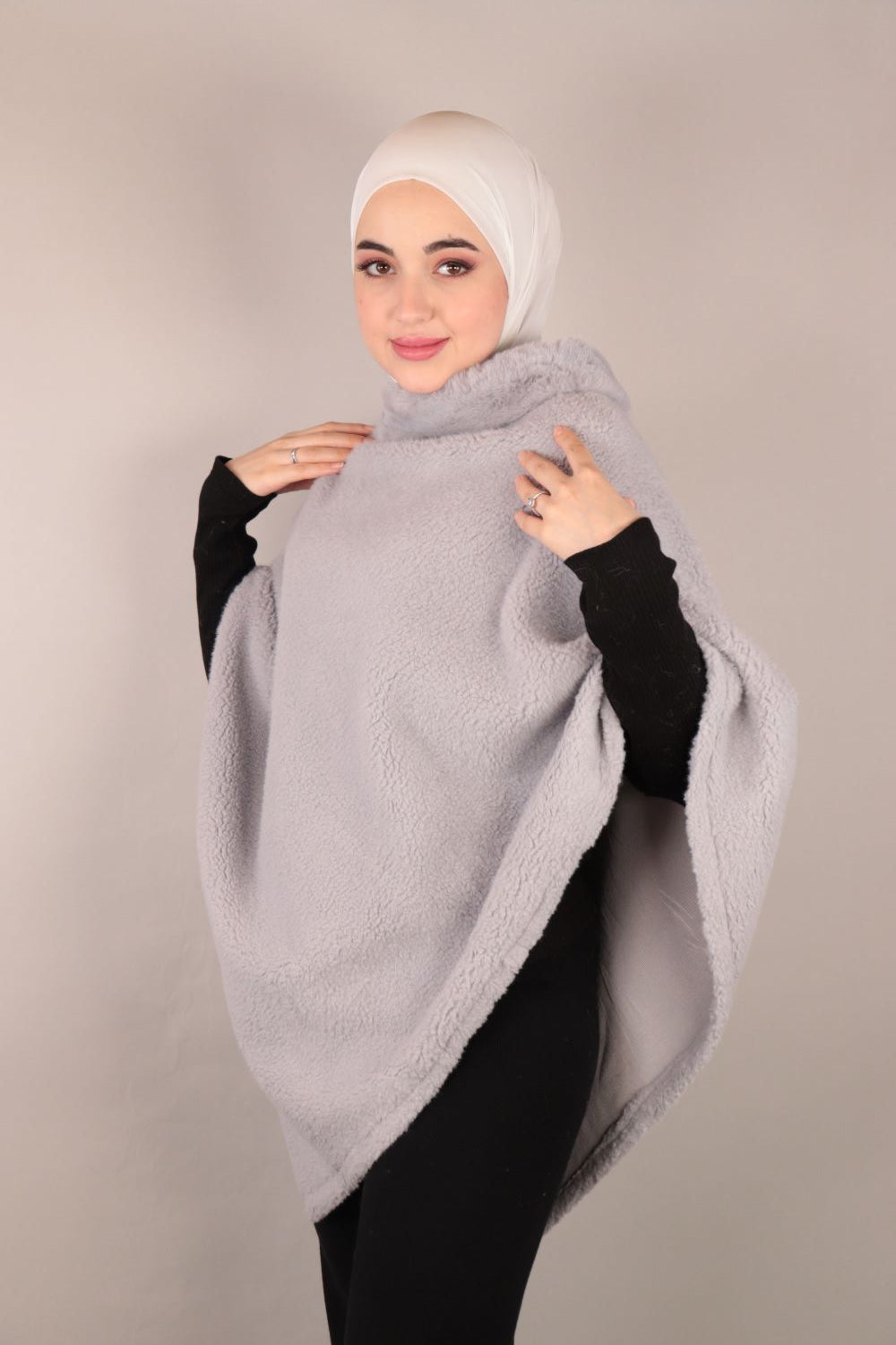 Soft Fur Woolen Poncho Voile Fashion