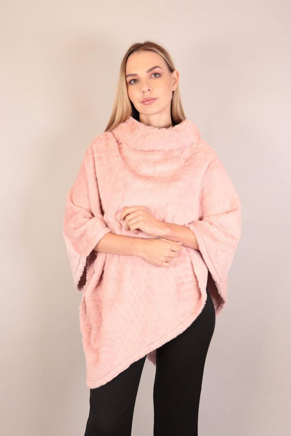 Soft Fur Woolen Poncho Voile Fashion