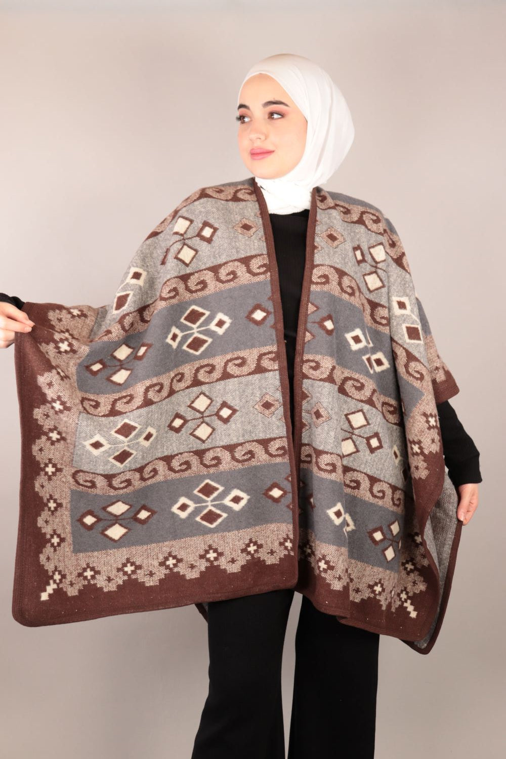 Soft Woolen Poncho Voile Fashion